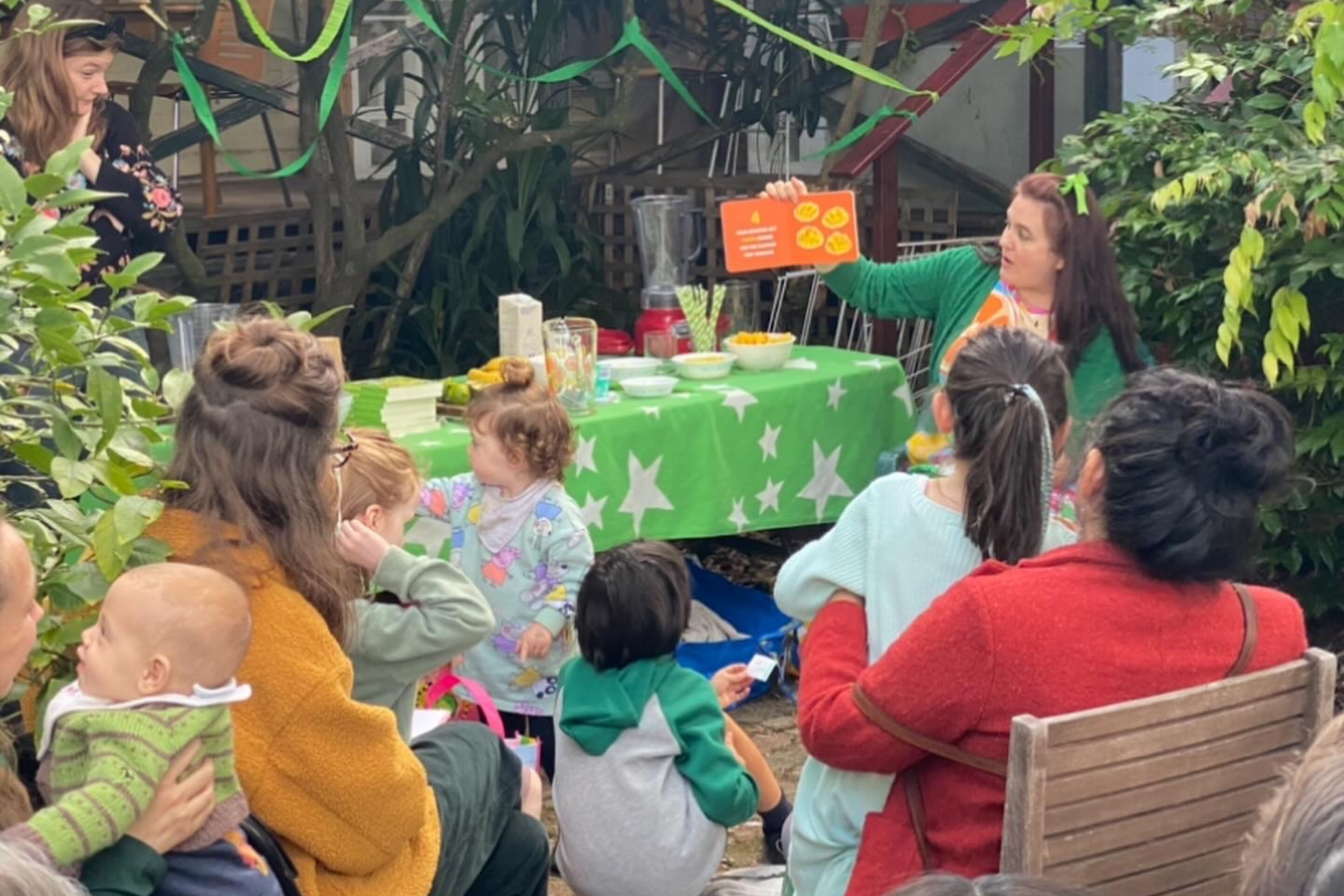 "One Green Smoothie" book launch and reading